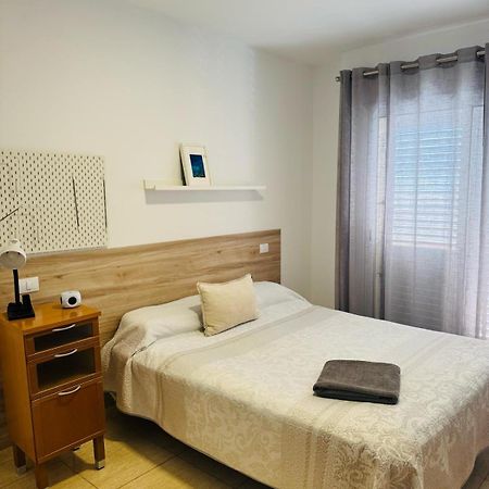 Habitacion Privada May Con Balcon Vecindario  Exterior photo